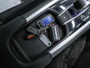 Хетчбэк Honda Jade 2015 года, 1349000 рублей, Красноярск