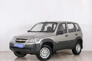 Внедорожник Chevrolet Niva 2012 года, 649000 рублей, Красноярск