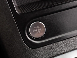 Внедорожник Volkswagen Tiguan 2013 года, 1370000 рублей, Тюмень