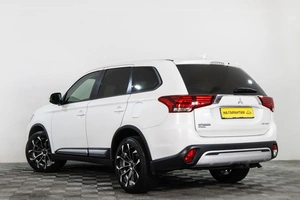 Внедорожник Mitsubishi Outlander 2018 года, 1859000 рублей, Сургут