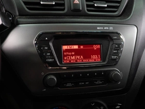 Седан Kia Rio 2014 года, 899000 рублей, Тюмень