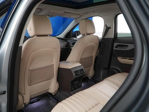 Внедорожник Jaguar F-Pace 2017 года, 3449033 рублей, Москва