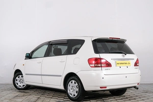 Минивэн Toyota Ipsum 2003 года, 879000 рублей, Красноярск