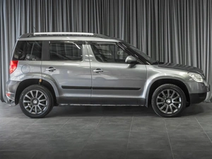 Внедорожник Skoda Yeti 2013 года, 779000 рублей, Тюмень