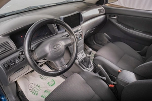 Седан Toyota Corolla 2006 года, 579000 рублей, Томск