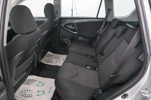 Внедорожник Toyota RAV4 2010 года, 1479000 рублей, Красноярск