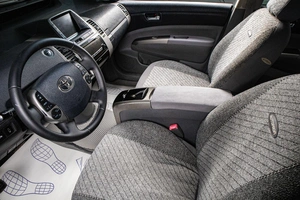 Лифтбек Toyota Prius 2009 года, 859000 рублей, Сургут