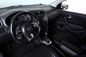 Седан Volkswagen Polo 2018 года, 1519000 рублей, Пермь