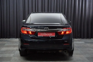 Седан Toyota Camry 2012 года, 1537000 рублей, Красноярск