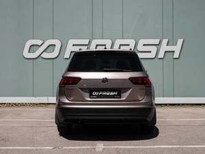 Внедорожник Volkswagen Tiguan 2020 года, 2799000 рублей, Большой Сочи
