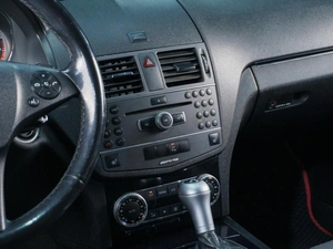 Седан Mercedes-benz C-класс 2011 года, 1049000 рублей, Сургут