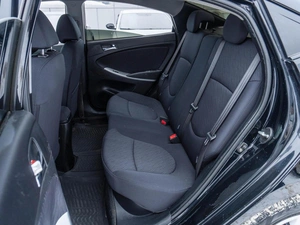 Седан Hyundai Solaris 2013 года, 819000 рублей, Саратов