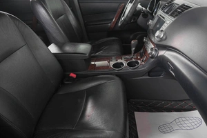 Внедорожник Toyota Highlander 2013 года, 2399000 рублей, Кемерово