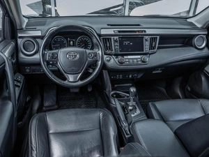 Внедорожник Toyota RAV4 2019 года, 3190000 рублей, Ставрополь