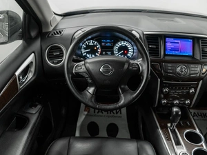 Внедорожник Nissan Pathfinder 2015 года, 2060000 рублей, Красноярск