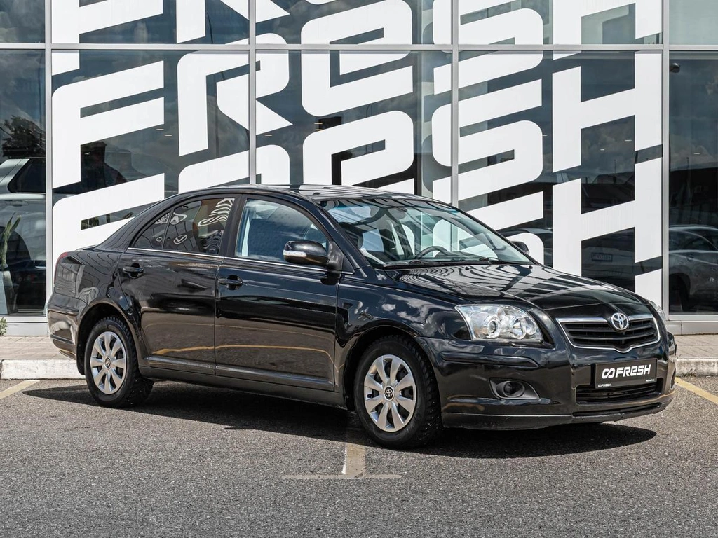 Седан Toyota Avensis 2006 года, 810000 рублей, Краснодар