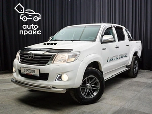 Пикап Toyota Hilux 2014 года, 2597000 рублей, Красноярск