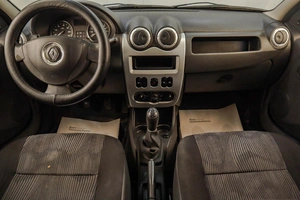 Седан Renault Logan 2014 года, 819000 рублей, Челябинск
