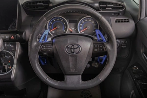 Минивэн Toyota Wish 2013 года, 1299000 рублей, Томск