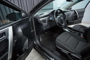 Седан Toyota Corolla 2013 года, 1299000 рублей, Красноярск