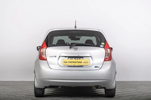 Хетчбэк Nissan Note 2016 года, 1049000 рублей, Томск