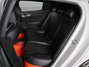 Лифтбек Kia Stinger 2021 года, 3339000 рублей, Красный Пахарь