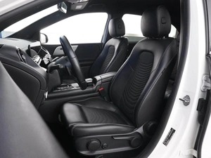 Хетчбэк Mercedes-benz B-класс 2019 года, 1986444 рублей, Москва
