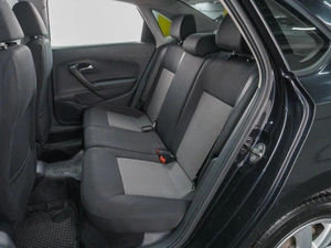 Седан Volkswagen Polo 2015 года, 669000 рублей, Сургут