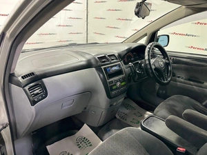 Минивэн Toyota Ipsum 2001 года, 749000 рублей, Красноярск