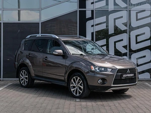 Внедорожник Mitsubishi Outlander 2010 года, 1350000 рублей, Краснодар