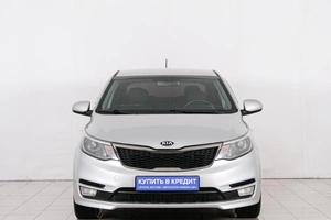 Хетчбэк Kia Rio 2015 года, 799000 рублей, Красноярск
