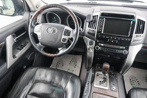 Внедорожник Toyota Land Cruiser 2013 года, 4699000 рублей, Красноярск