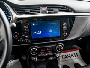 Седан Kia Rio 2020 года, 1650000 рублей, Красноярск