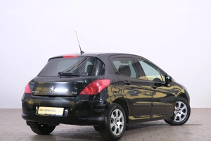 Хетчбэк Peugeot 308 2010 года, 549000 рублей, Омск