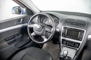 Универсал Skoda Octavia 2010 года, 929000 рублей, Пермь
