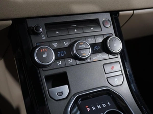 Внедорожник Land Rover Range Rover Evoque 2015 года, 2099777 рублей, Тверь