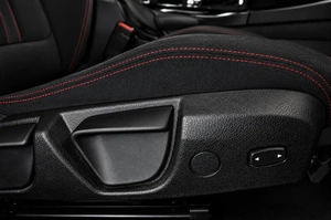 Хетчбэк BMW 1 серия 2015 года, 1599000 рублей, Челябинск
