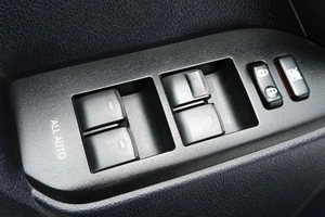 Внедорожник Toyota Land Cruiser Prado 2015 года, 3549000 рублей, Тюмень