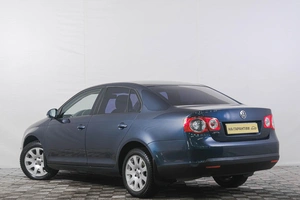 Седан Volkswagen Jetta 2009 года, 709000 рублей, Кемерово