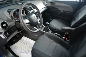 Седан Chevrolet Aveo 2015 года, 599000 рублей, Тюмень
