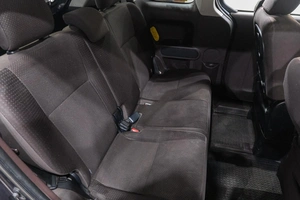 Минивэн Toyota Spade 2015 года, 1029000 рублей, Новокузнецк