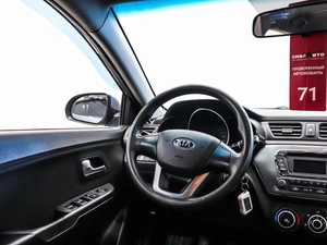 Седан Kia Rio 2013 года, 799000 рублей, Красноярск
