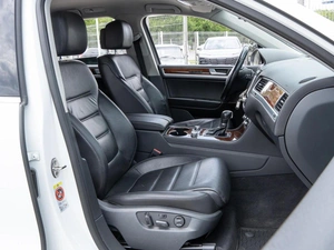 Внедорожник Volkswagen Touareg 2014 года, 2199000 рублей, Волгоград