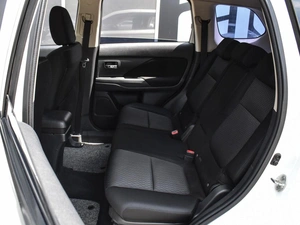 Внедорожник Mitsubishi Outlander 2012 года, 1250000 рублей, Краснодар