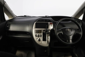 Хетчбэк Toyota Ractis 2010 года, 949000 рублей, Новосибирск