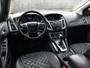 Седан Ford Focus 2012 года, 950000 рублей, Краснодар