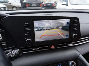 Седан Hyundai Elantra 2021 года, 2074000 рублей, Саратов
