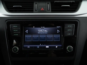 Лифтбек Skoda Rapid 2018 года, 1599050 рублей, Москва