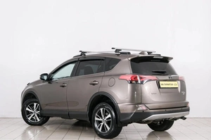 Внедорожник Toyota RAV4 2018 года, 2599000 рублей, Красноярск