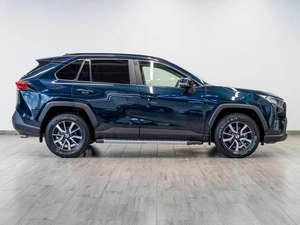 Внедорожник Toyota RAV4 2020 года, 3549000 рублей, Саратов